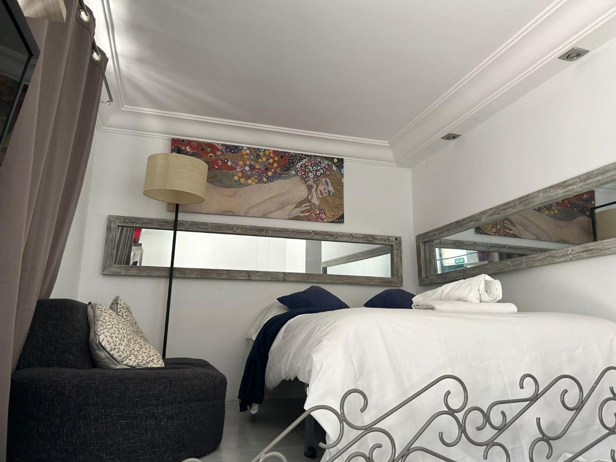 Una Genial Estancia En Madrid Centro Екстериор снимка