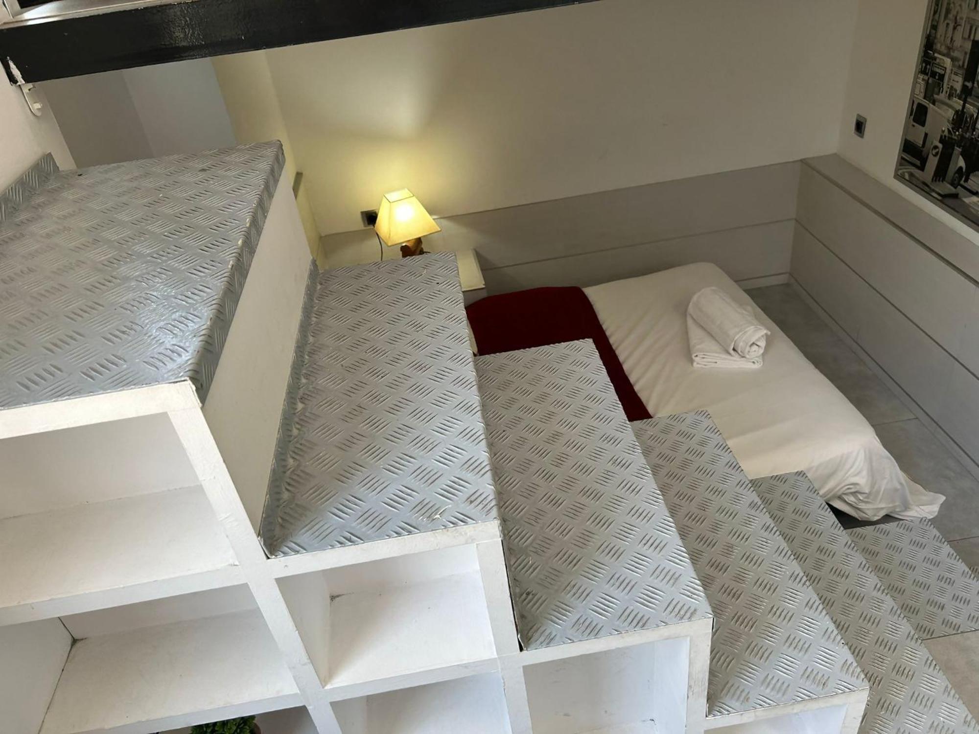 Una Genial Estancia En Madrid Centro Екстериор снимка